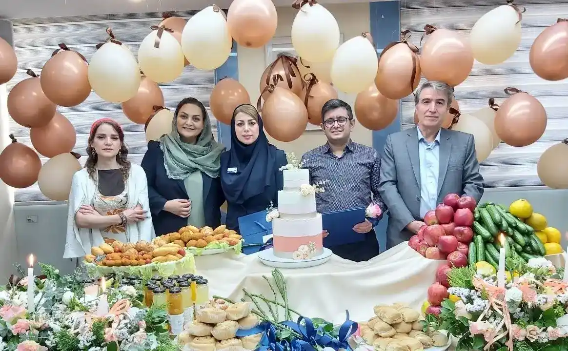 پرستاران کلینیک چشمخانه (مرکزی شهر) در مراسم روز پرستار پرستاران کلینیک چشمخانه (مرکزی شهر) در مراسم روز پرستار
